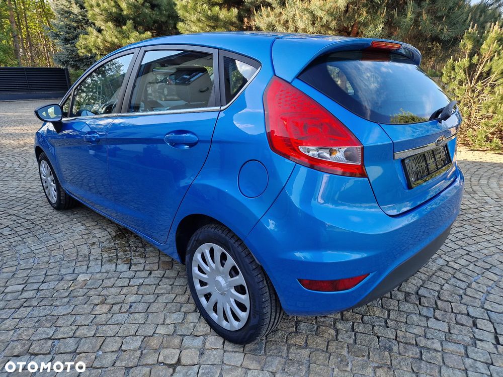 Ford Fiesta 1.25 Champions Edition - 4