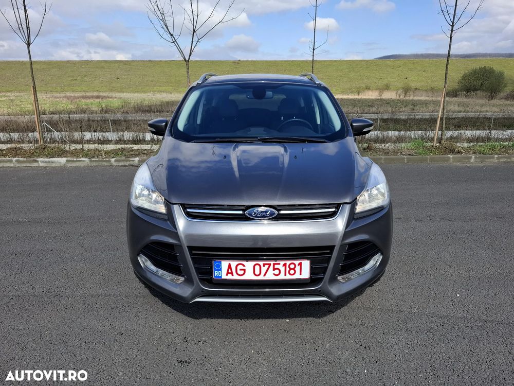 Ford Kuga 2.0 TDCi 4x4 Aut. Titanium - 9