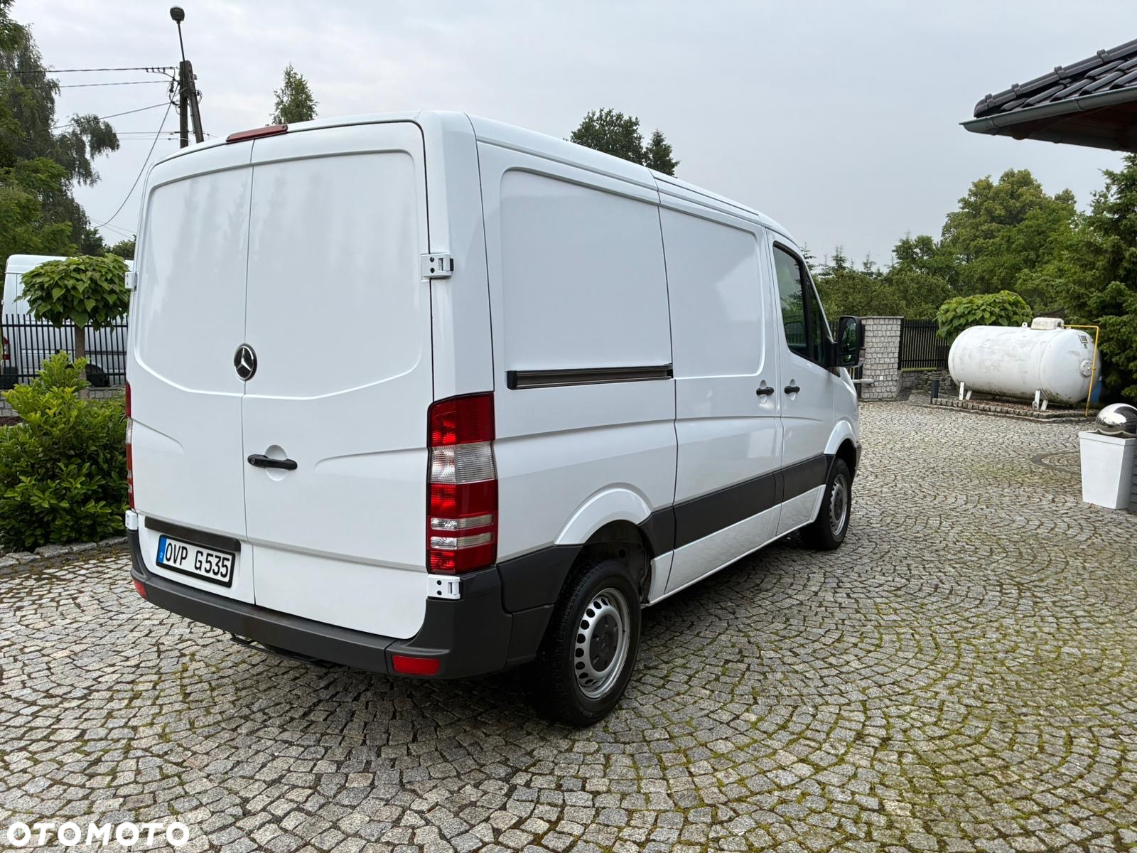 Mercedes-Benz Sprinter 906 311 CDI - 35