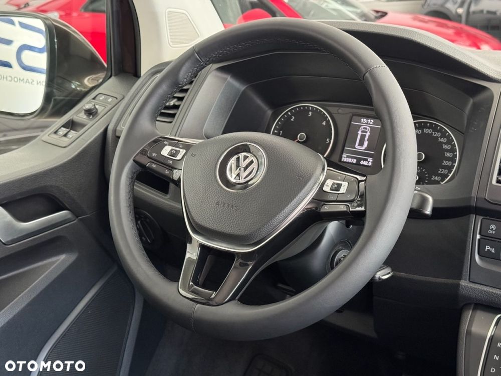 Volkswagen Multivan - 27