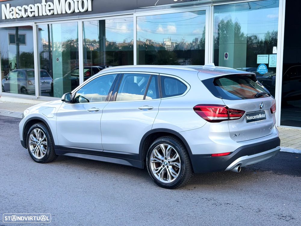 BMW X1 25 e xDrive Corporate Edition - 13