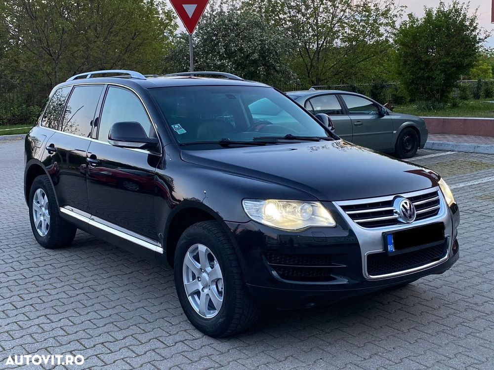 Volkswagen Touareg - 2