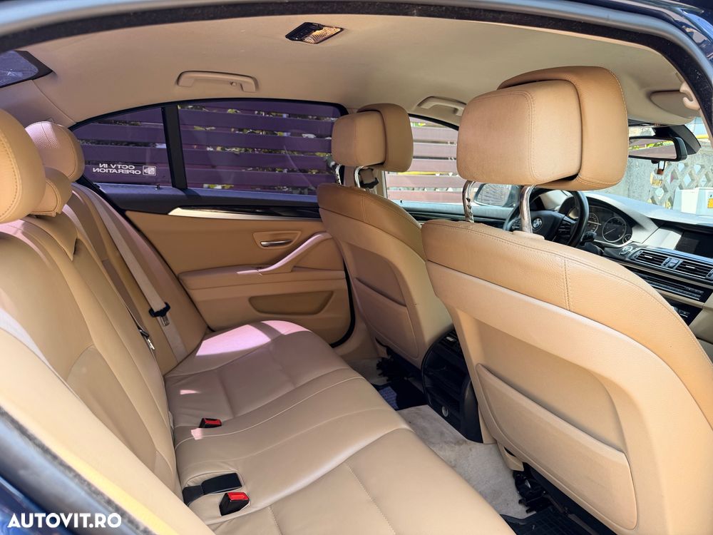 BMW Seria 5 520d Aut. - 10