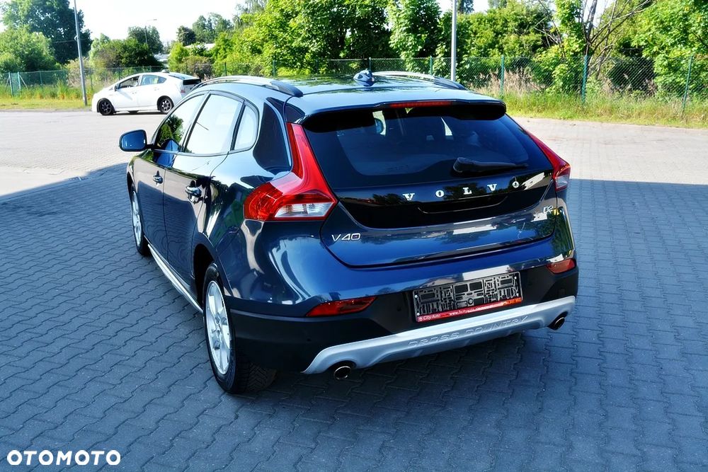 Volvo V40 Cross Country D2 Geartronic Momentum - 18