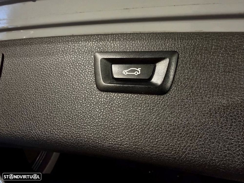 BMW 320 d Auto Pack M - 18