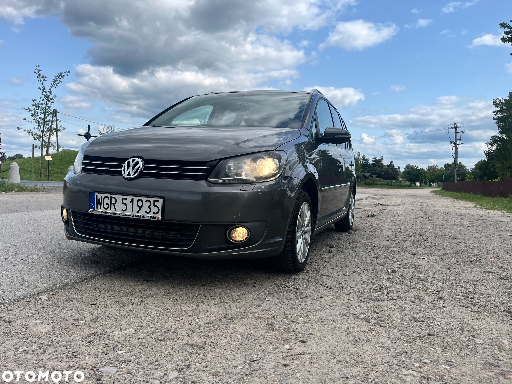 Volkswagen Touran 2.0 TDI DPF Highline - 24