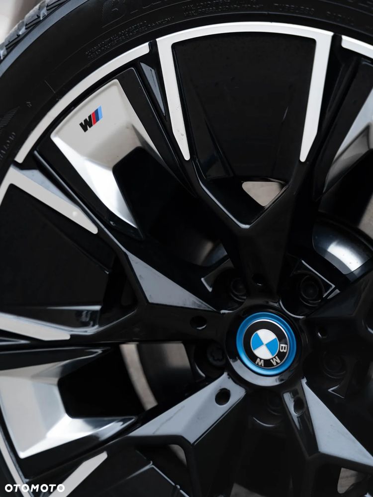BMW iX3 80kWh Impressive - 11