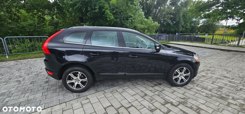 Volvo XC 60 D5 AWD Summum - 6