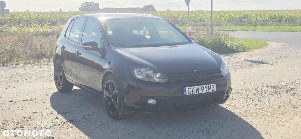Volkswagen Golf - 28