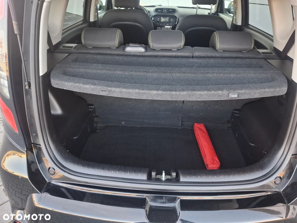 Kia Soul Diesel Dream Team Edition - 19