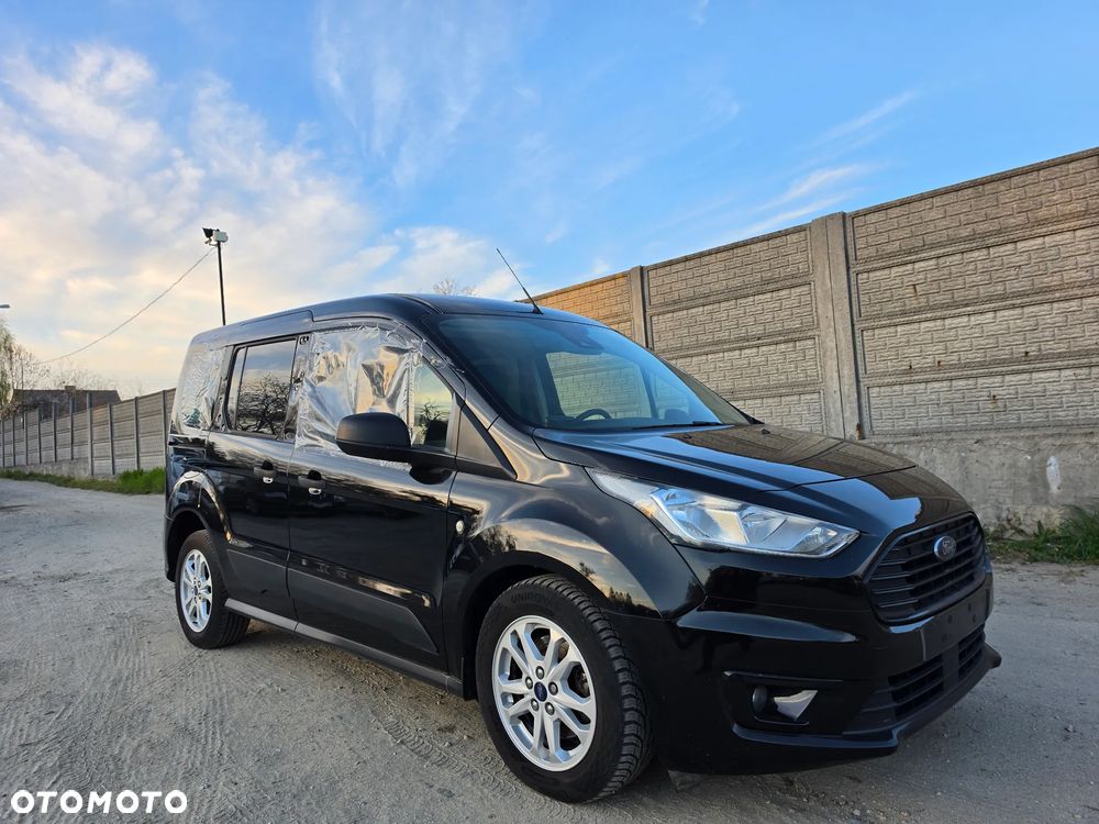 Ford Tourneo Connect - 38