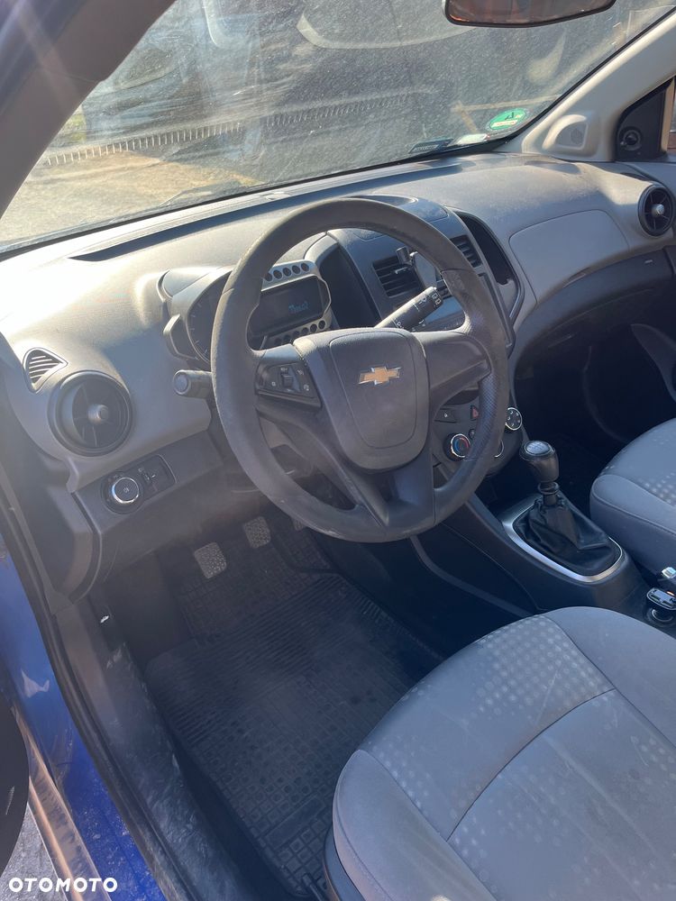 Chevrolet Aveo - 7