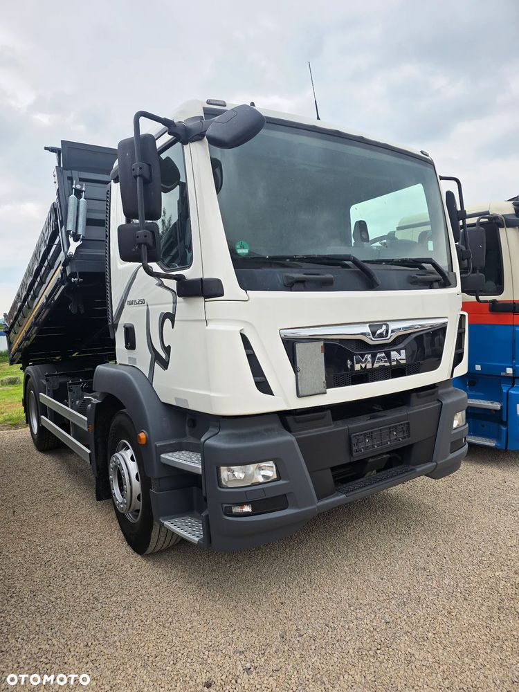 MAN TGM 15.250 / 18.250 / WYWROTKA  /  MANUALNA /AXOR / ANTOS - 2