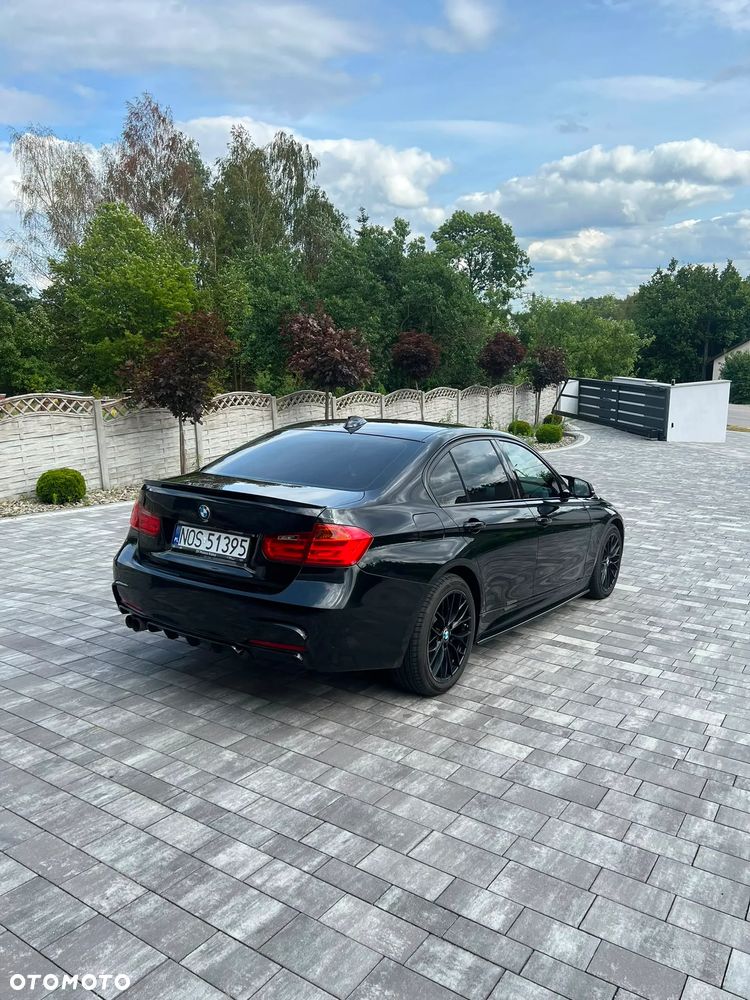 BMW Seria 3 320i xDrive M Sport - 6