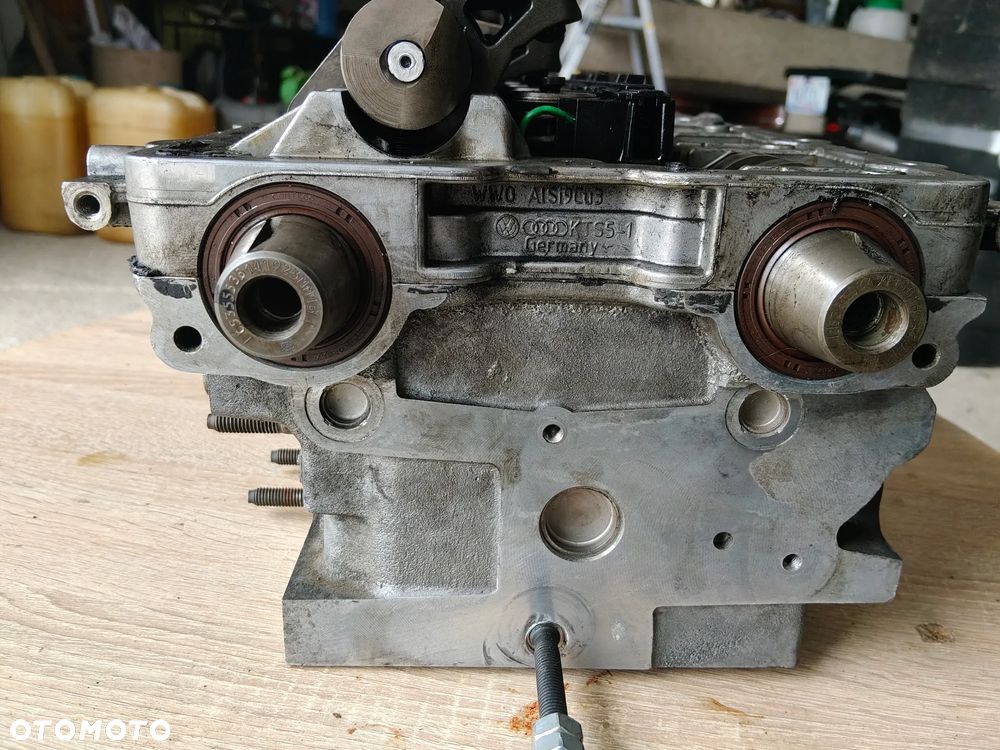 Glowica z pompowtryskami audi A4B7 BRE blb silnik 2.0tdi - 6