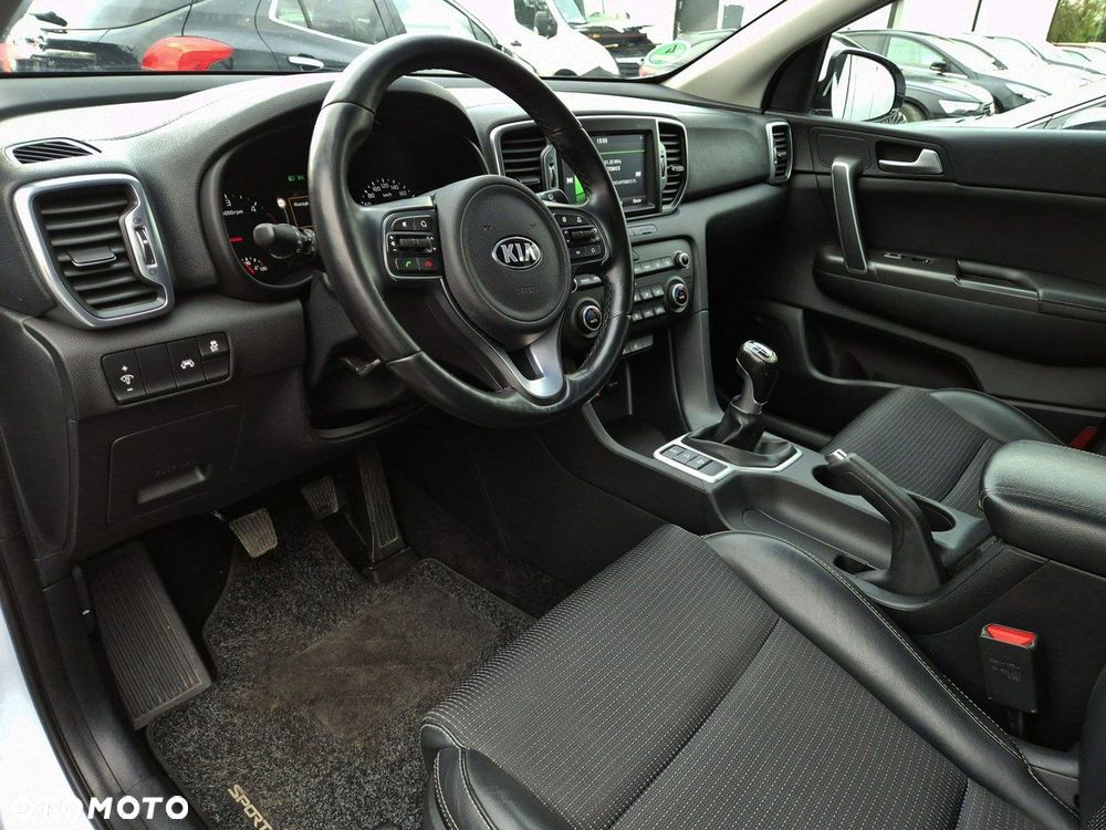 Kia Sportage - 16