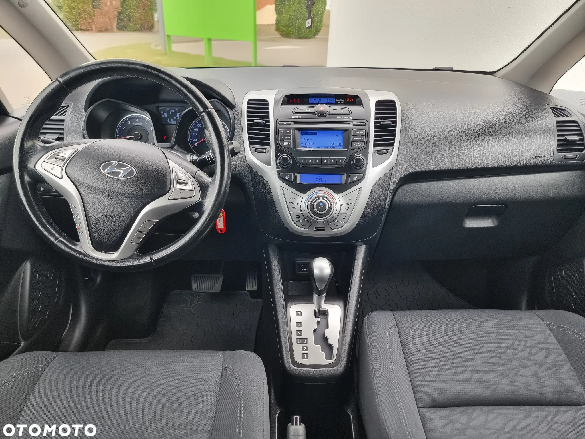 Hyundai ix20 - 10