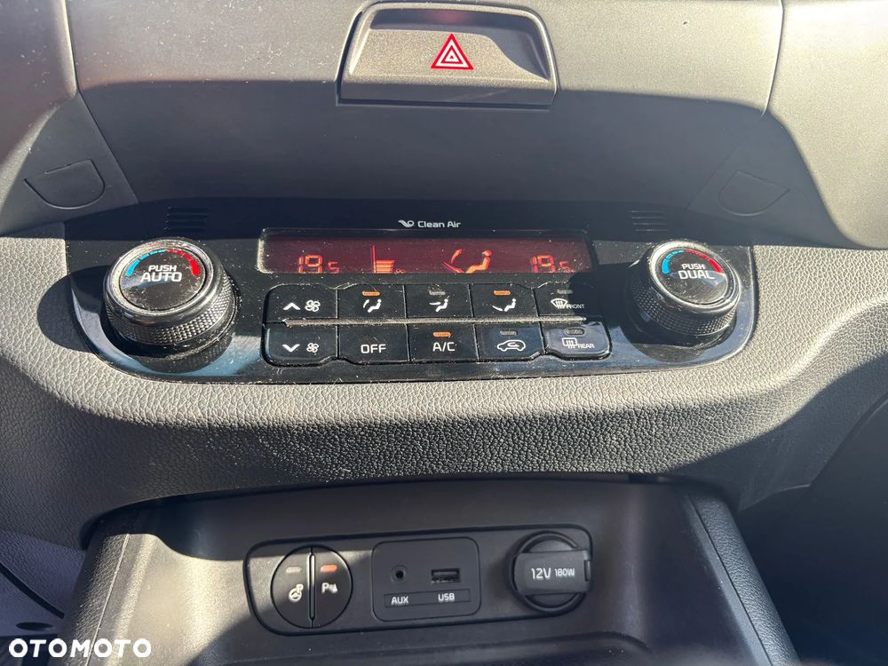Kia Sportage - 36