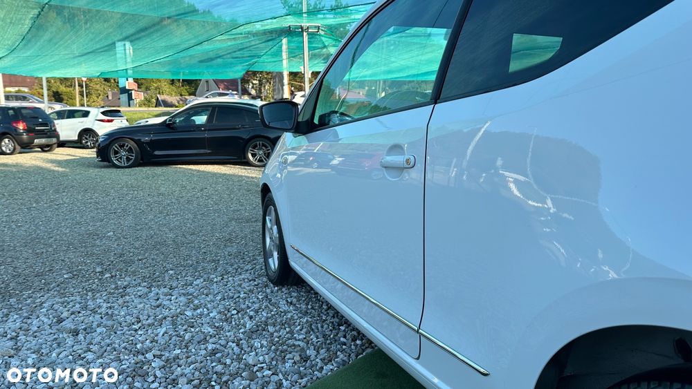 Volkswagen up! white - 5