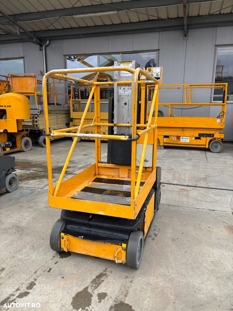 JLG Toucan Junior6 (A203) - 3