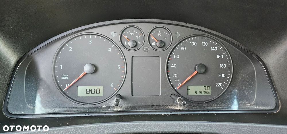 Volkswagen Transporter - 21
