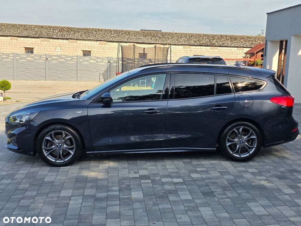 Ford Focus - 33