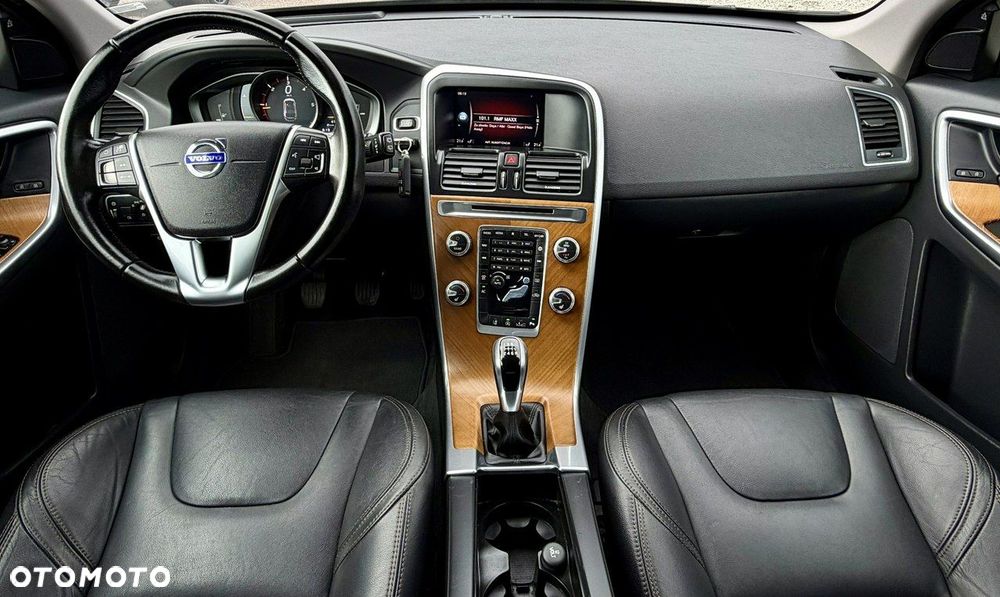 Volvo XC 60 D4 Summum - 11