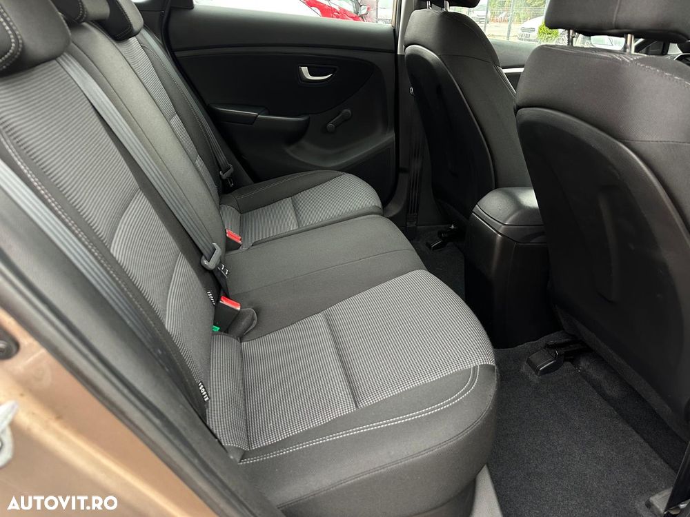 Hyundai i30 1.4 MPi Classic - 21