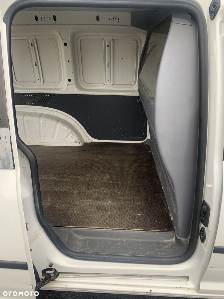 Volkswagen CADDY - 11