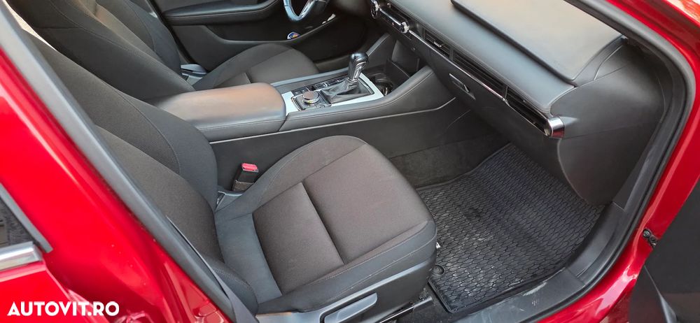 Mazda 3 e-Skyactiv G122 AT MHEV Plus - 11