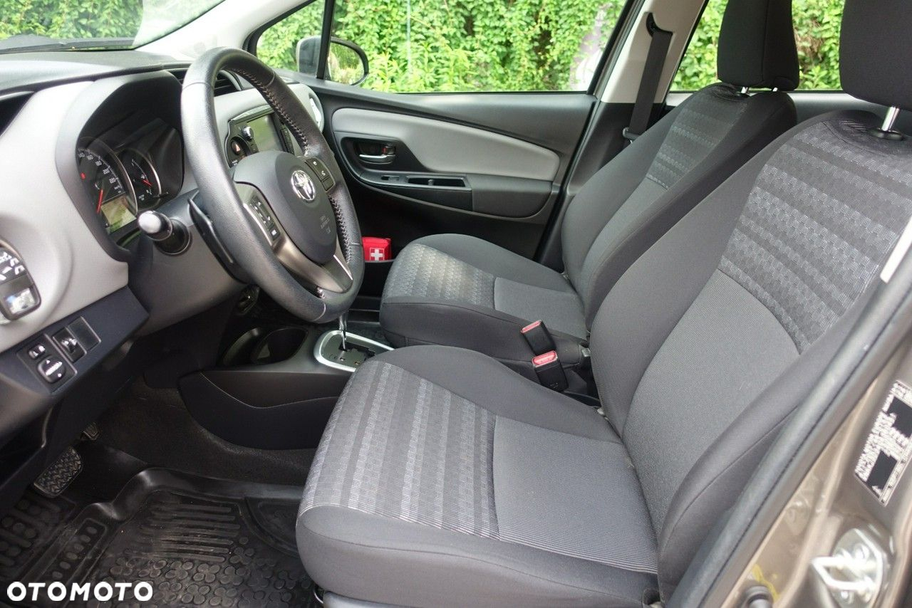Toyota Yaris - 7