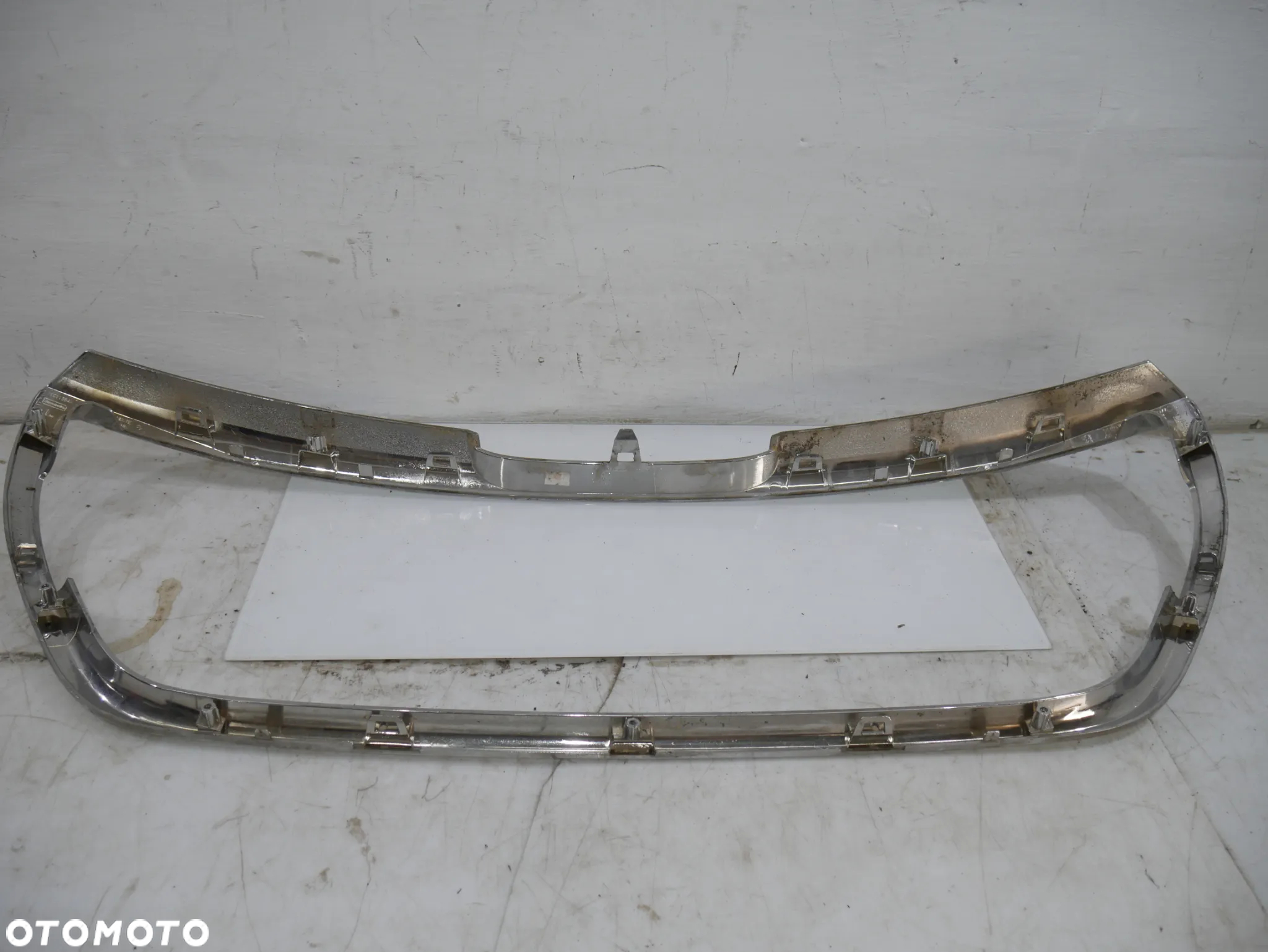 LISTWA CHROM ATRAPY GRILL ZDERZAKA PEUGEOT 208 LIFT 15- - 2