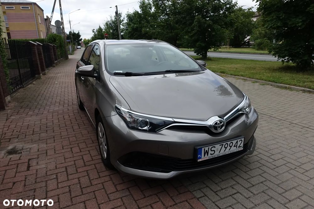 Toyota Auris 1.33 VVT-i Active - 10
