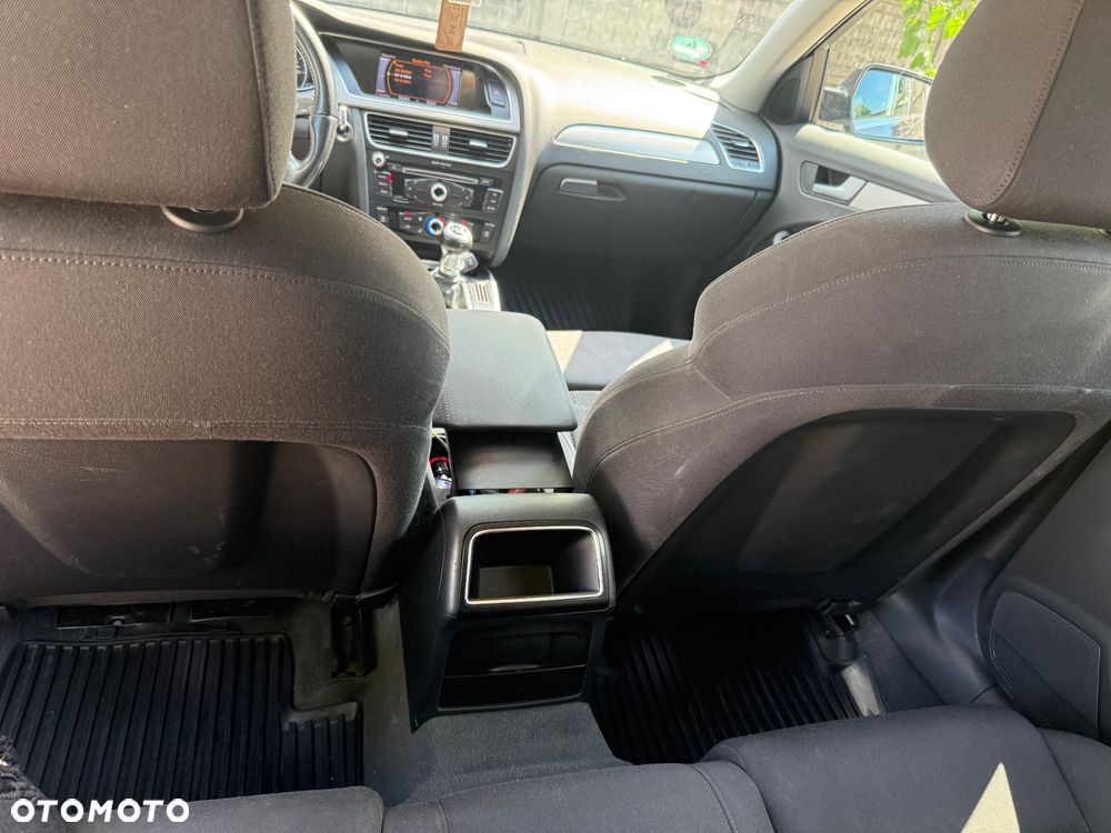 Audi A4 Avant 2.0 TDI - 17