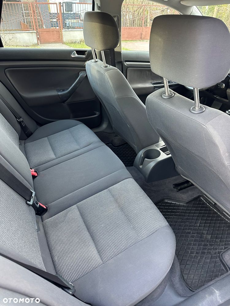 Volkswagen Jetta 1.6 United - 14