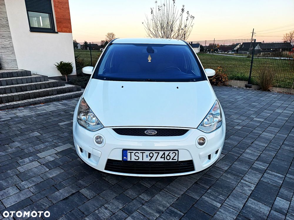 Ford S-Max 2.0 TDCi DPF Titanium - 16