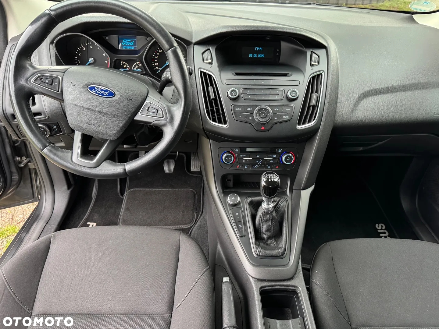 Ford Focus - 13