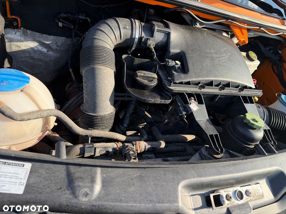 Volkswagen CRAFTER 2.0 tdi L2H2 hak - 36