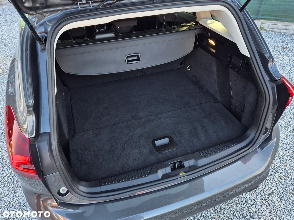 Ford Focus - 38