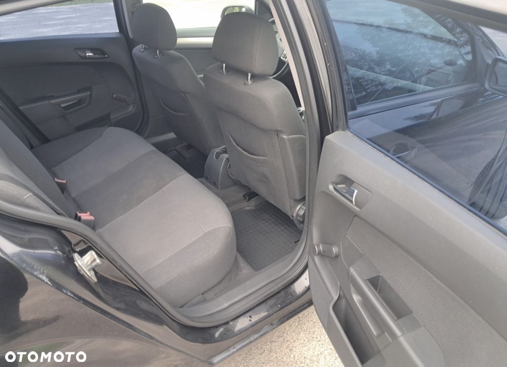Opel Astra 1.4 - 10