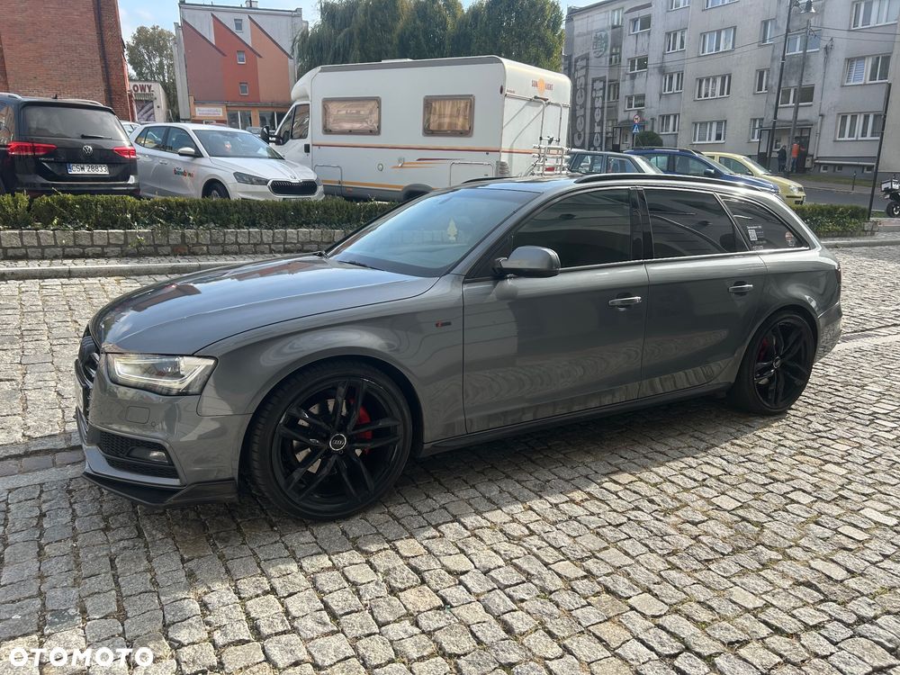 Audi A4 - 4