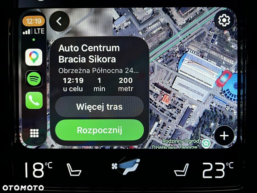 Volvo V90 Cross Country - 30