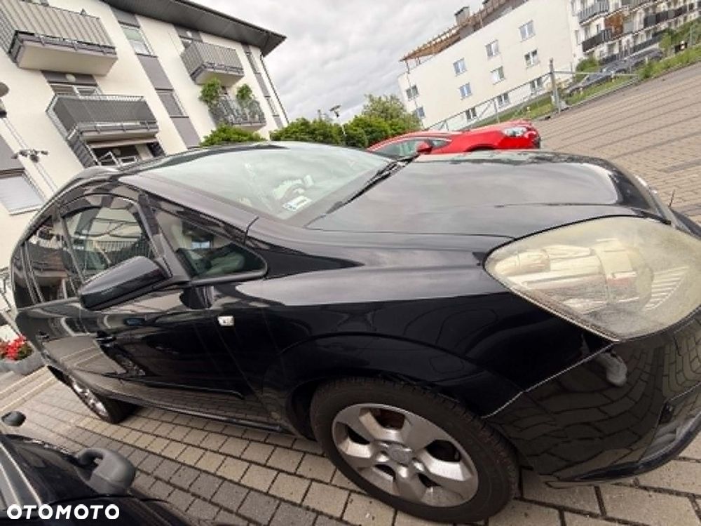 Opel Zafira - 12