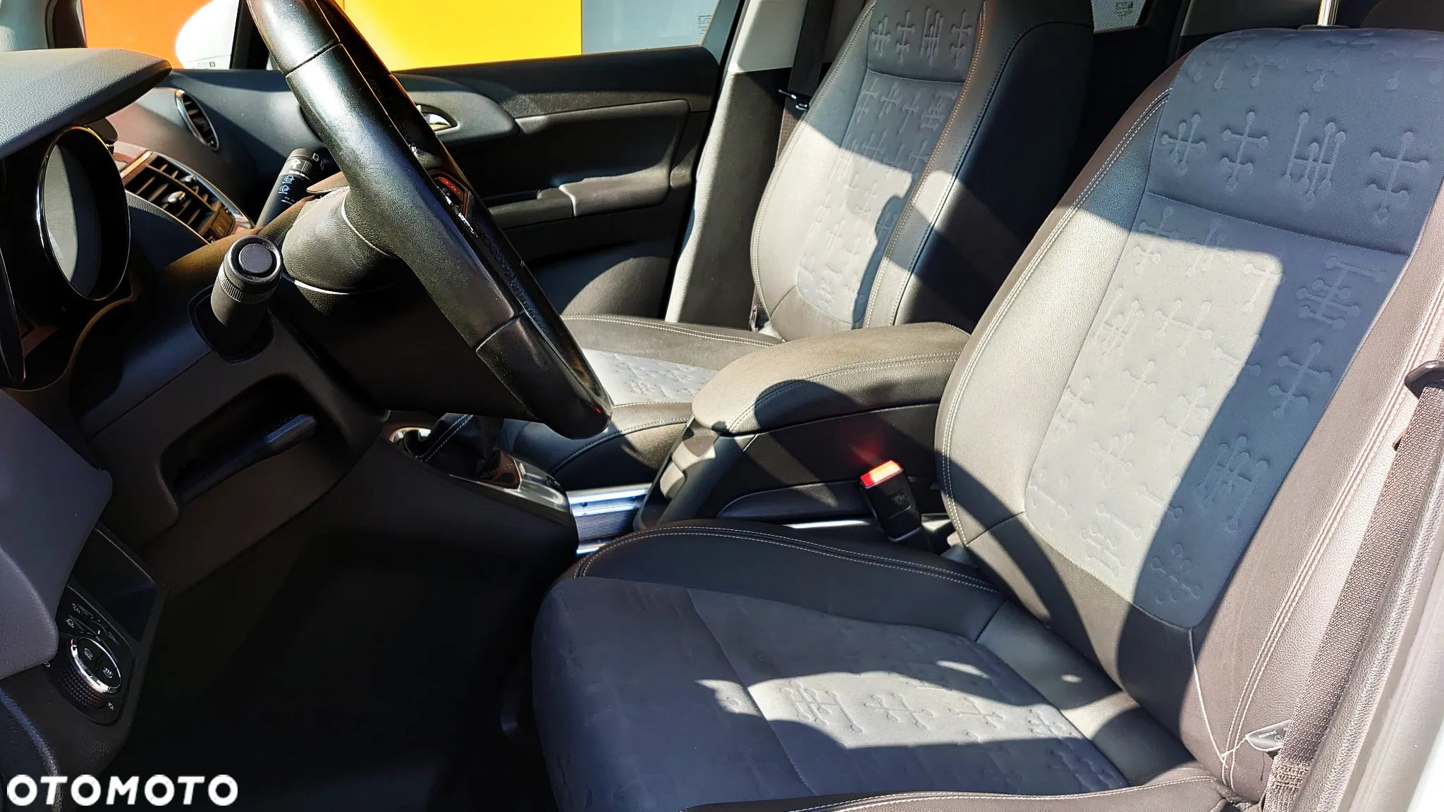 Opel Meriva 1.4 T Design Edition - 9
