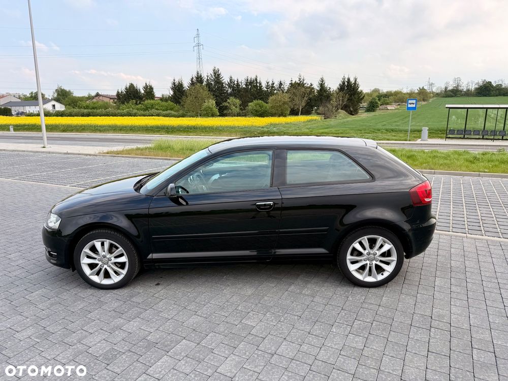 Audi A3 3-drzwiowe 1.6 TDI DPF Attraction S tronic - 8