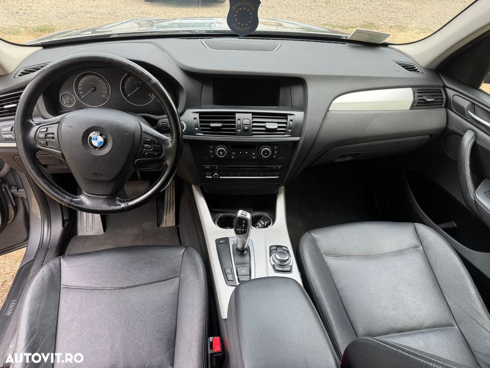 BMW X3 xDrive20d Aut. - 10