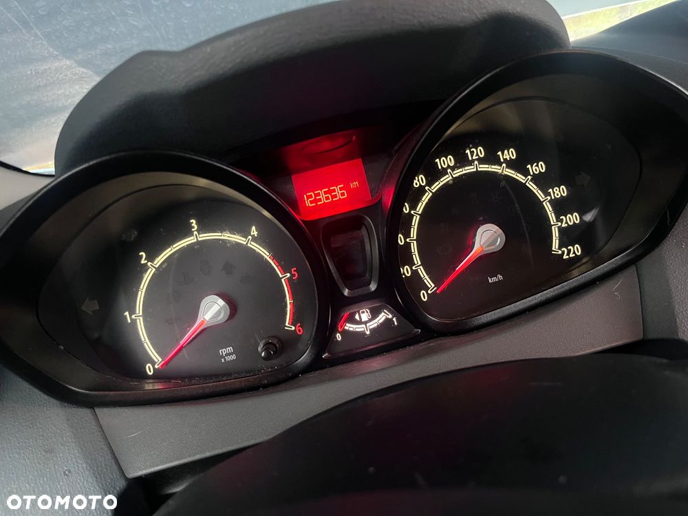 Ford Fiesta 1.6 TDCI Econetic - 7