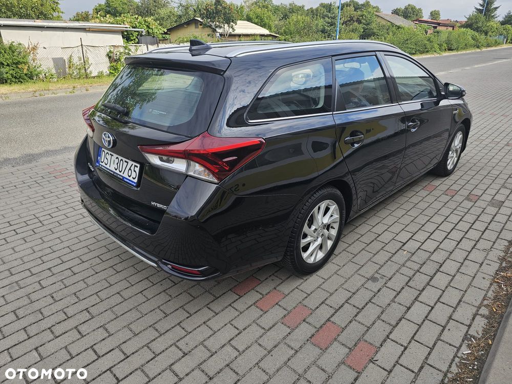 Toyota Auris - 13
