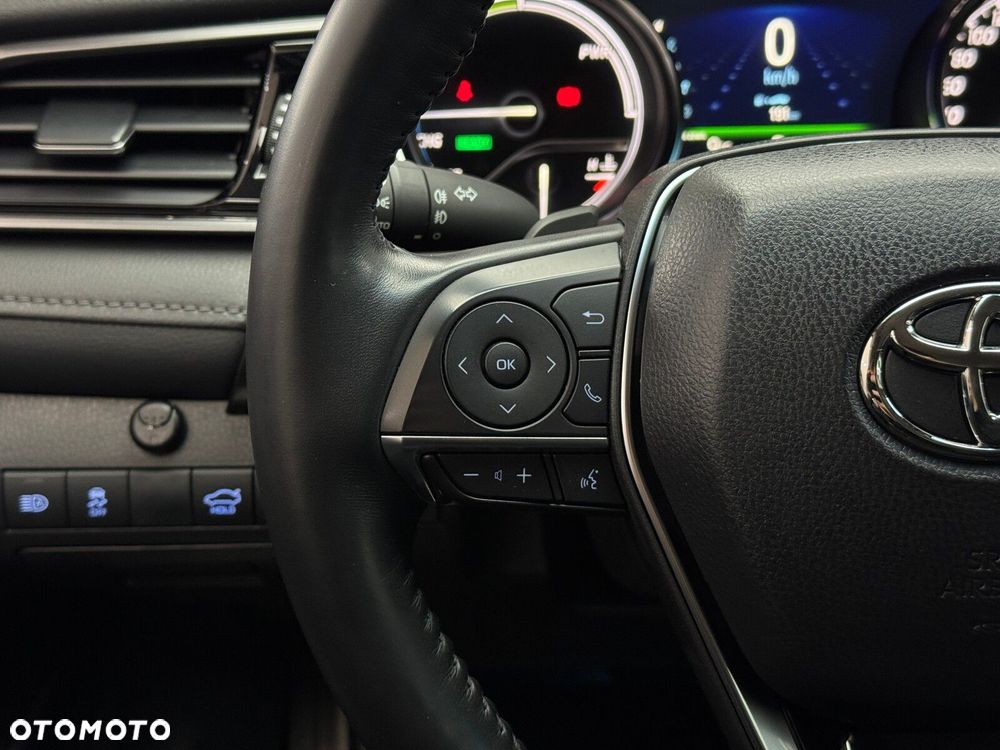 Toyota Camry 2.5 Hybrid Executive CVT - 21