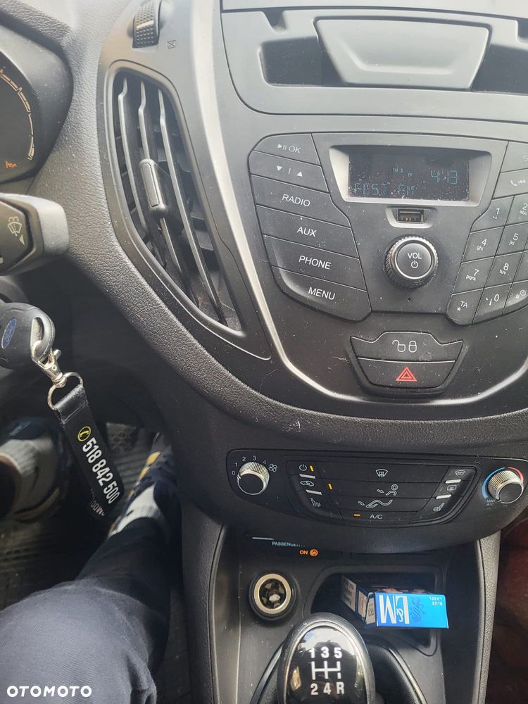 Ford Transit courier - 10